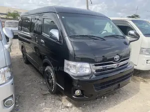 Toyota HiAce 2010 Black