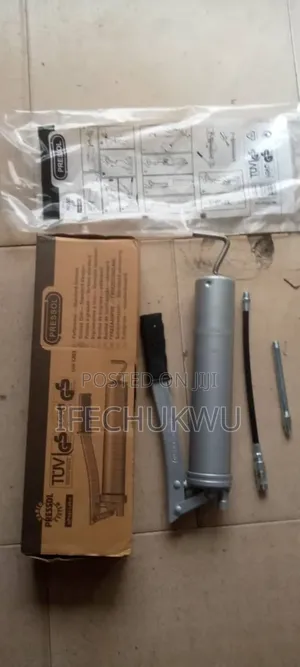 Hand Grease Gun