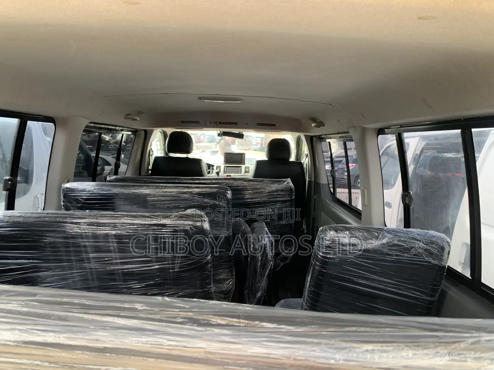 Toyota Regius 2012 White