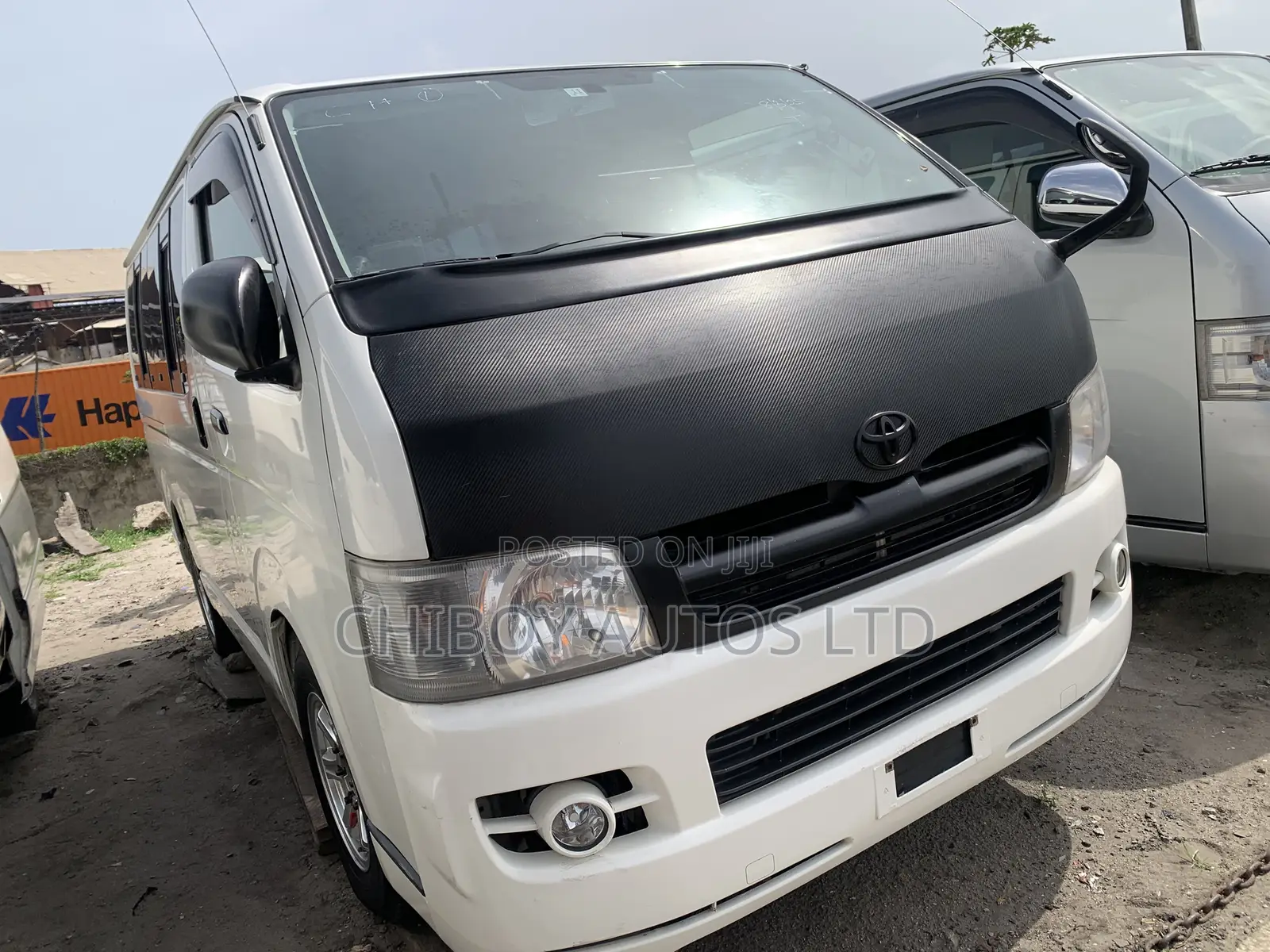 Toyota Regius 2012 White