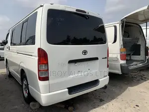 Toyota Regius 2012 White