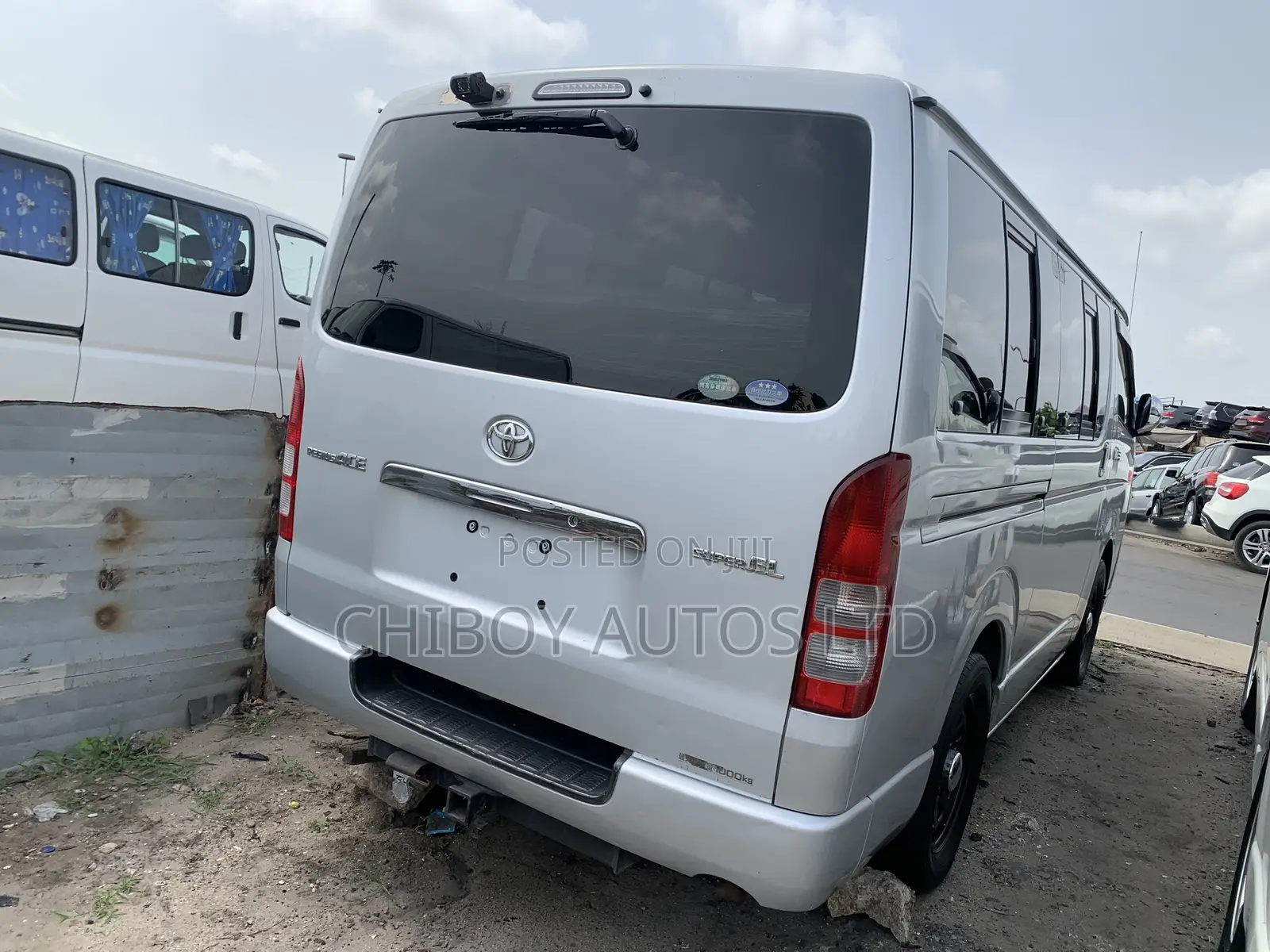 Toyota Regius 2013 Grey