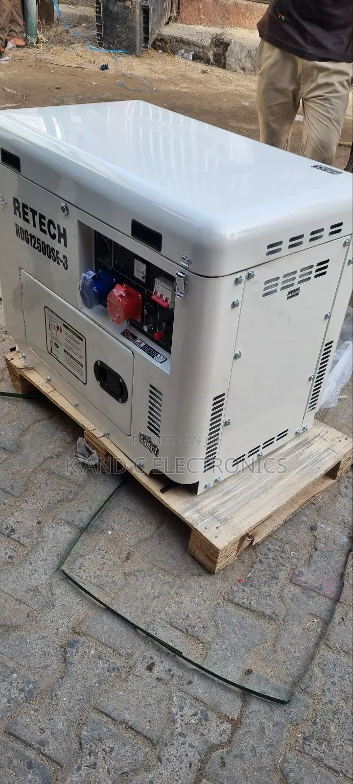 Retech 12kva 3 Face Diesel Soundproof Generator
