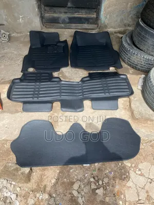 Toyota Highlander Leather Foot Mat