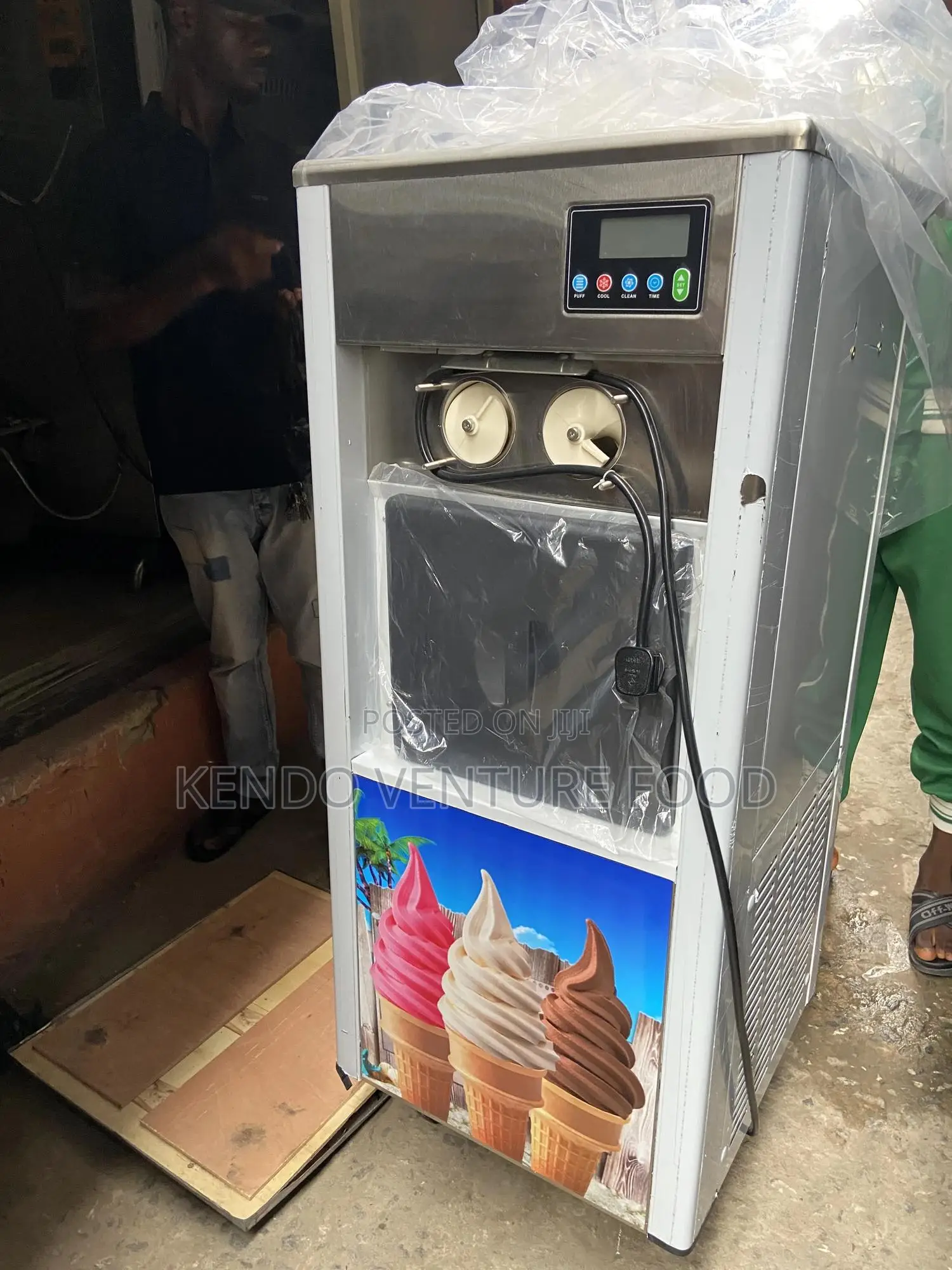 Ice Cream Machine