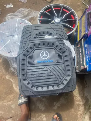 Quality Foot Mart for Mercedes Benz