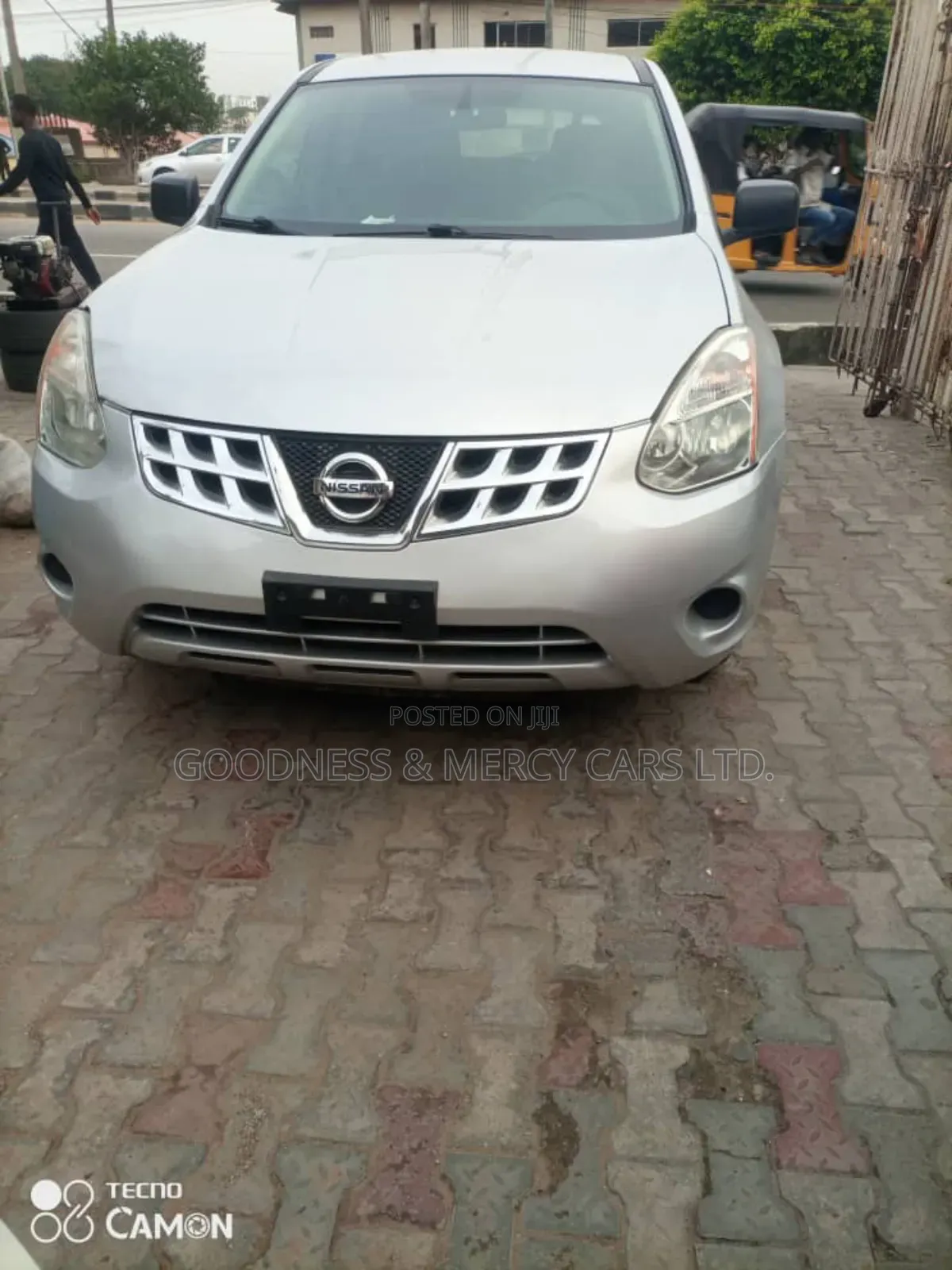 Nissan Rogue SV 2013 Silver