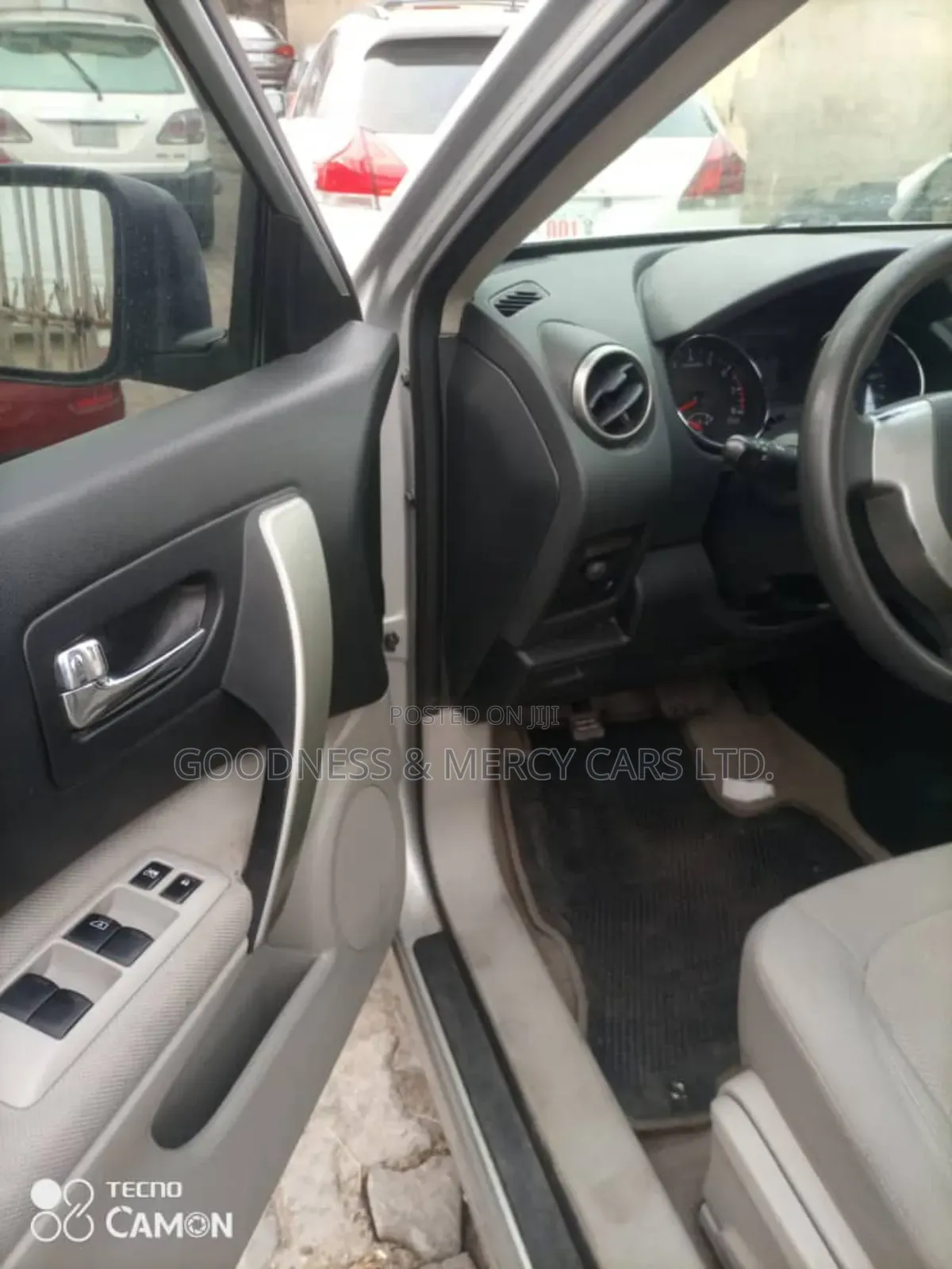 Nissan Rogue SV 2013 Silver