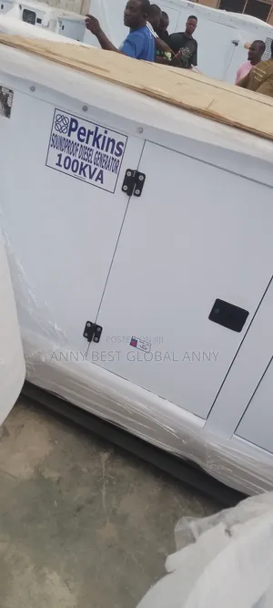 Photo - 100kva Perkins Diesel Soundproof Generator 100%Copper Coil