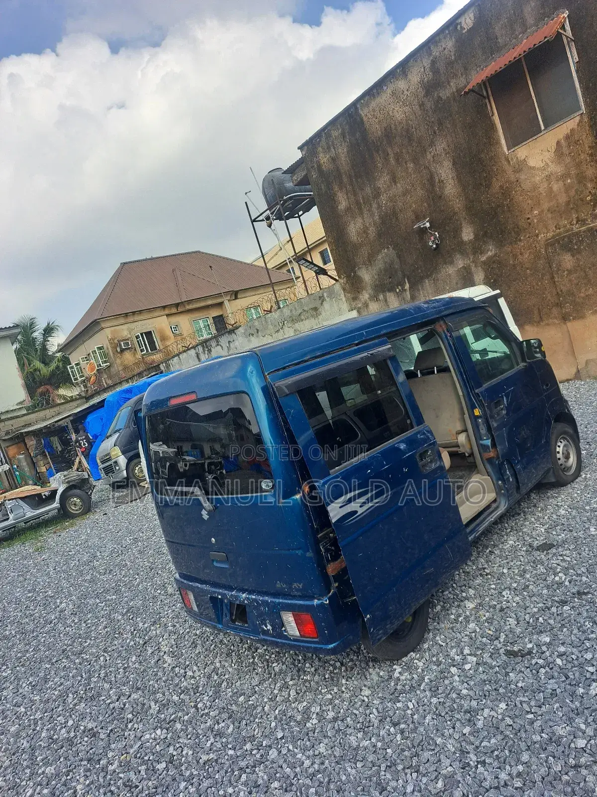 Suzuki APV Minibus 2009