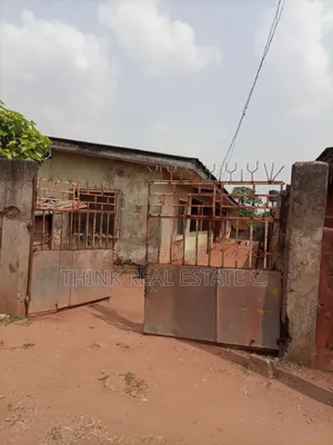 2flat at Technical,Ugbowor Has C of O for Sale