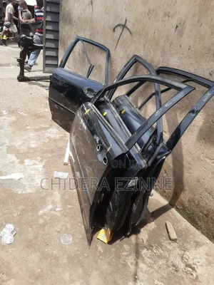 Leuxs Rx330 2010 Model Front Door Left Side