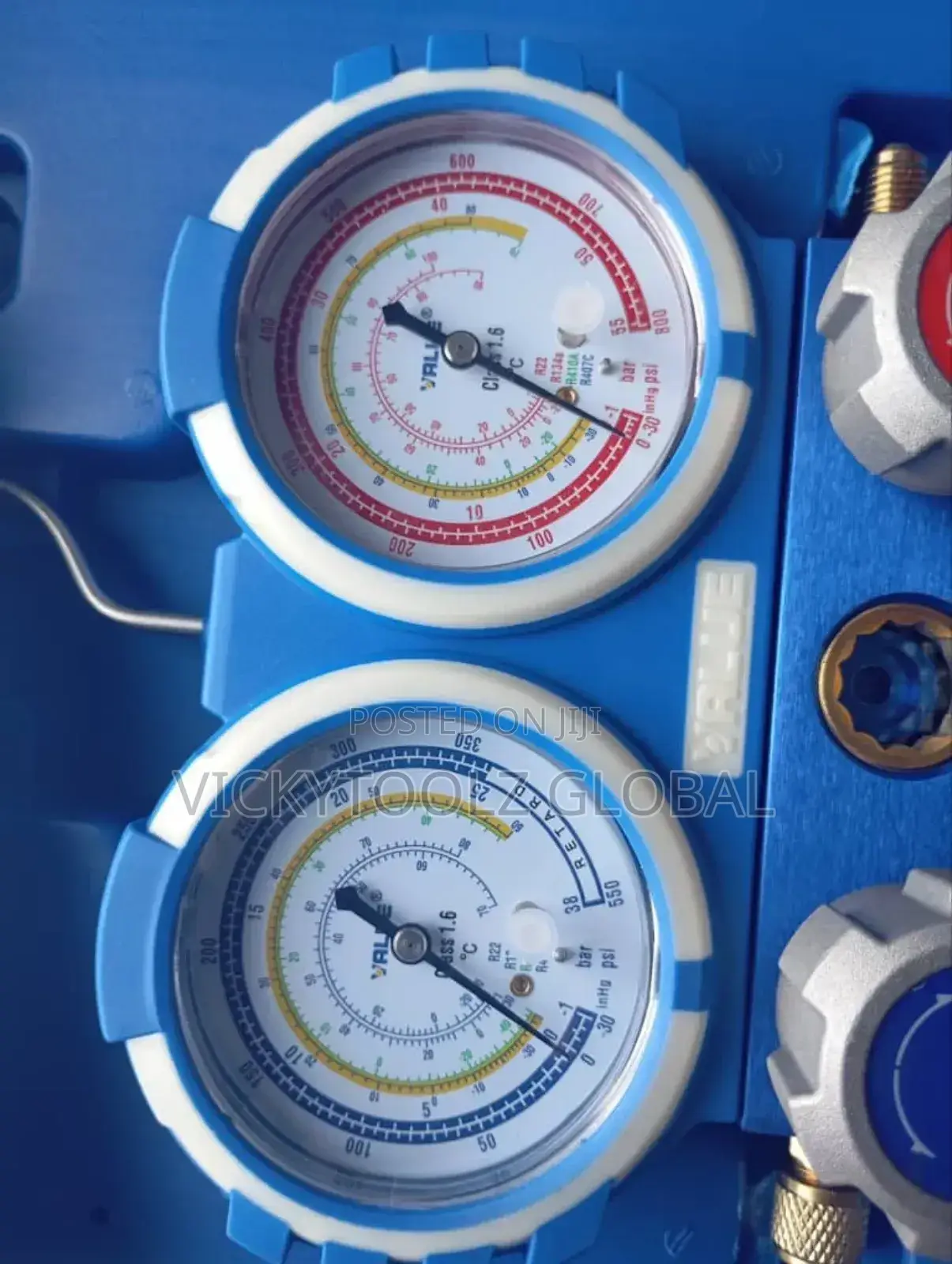 Manifold Gauge