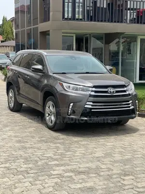 Toyota Highlander Limited Platinum 4x2 V6 (3.5L 6cyl 8A) 2017 Gray