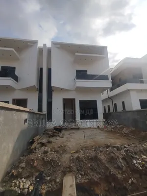 3bdrm Duplex in Eneka Link Road, Obio-Akpor for rent