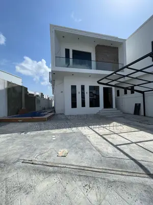 5bdrm Duplex in Lekki for sale