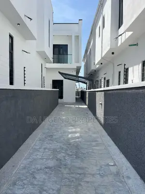 4bdrm Duplex in Lekki for sale