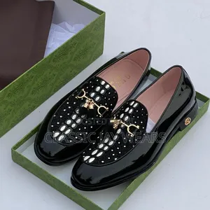 Photo - Black With Touch of White Gucci Wetlop
