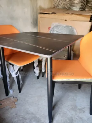 Marble Dining Table With 4 Chairs.