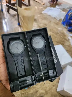 Valenzo Wristwatch (Fully Boxed)