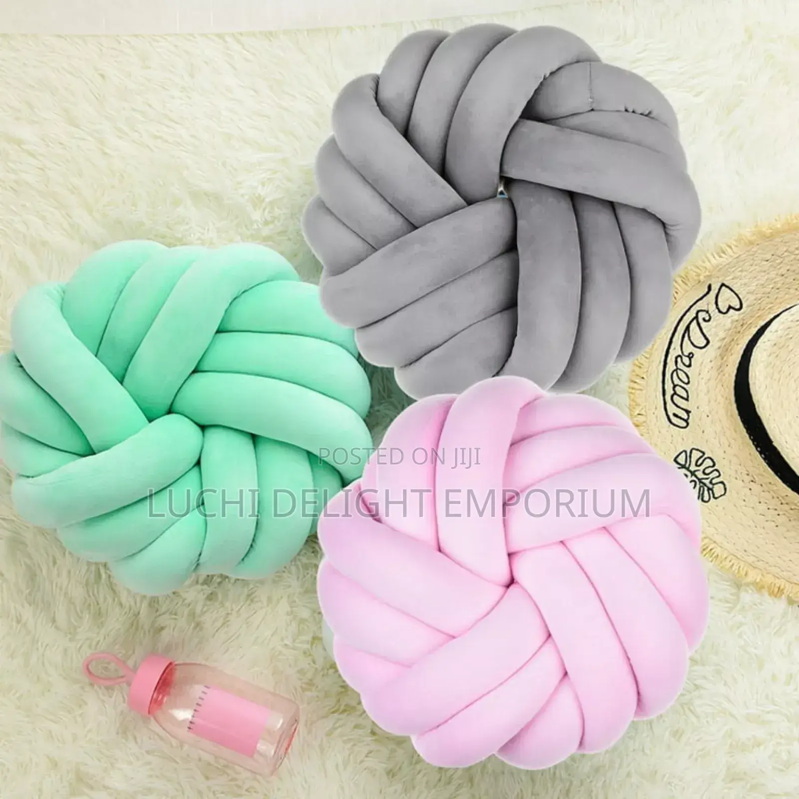 Bluethy Round Knotted Ball Braided Design Breathable Pillow
