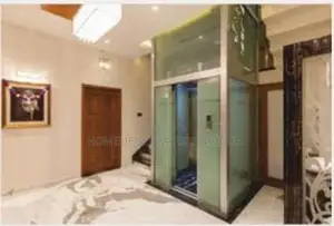 Passenger Airport Lift