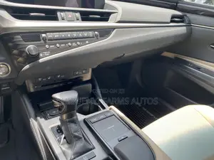 Lexus ES 350 Luxury 2021 Blue