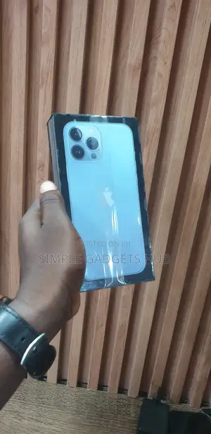 New Apple iPhone 13 Pro Max 128 GB Blue