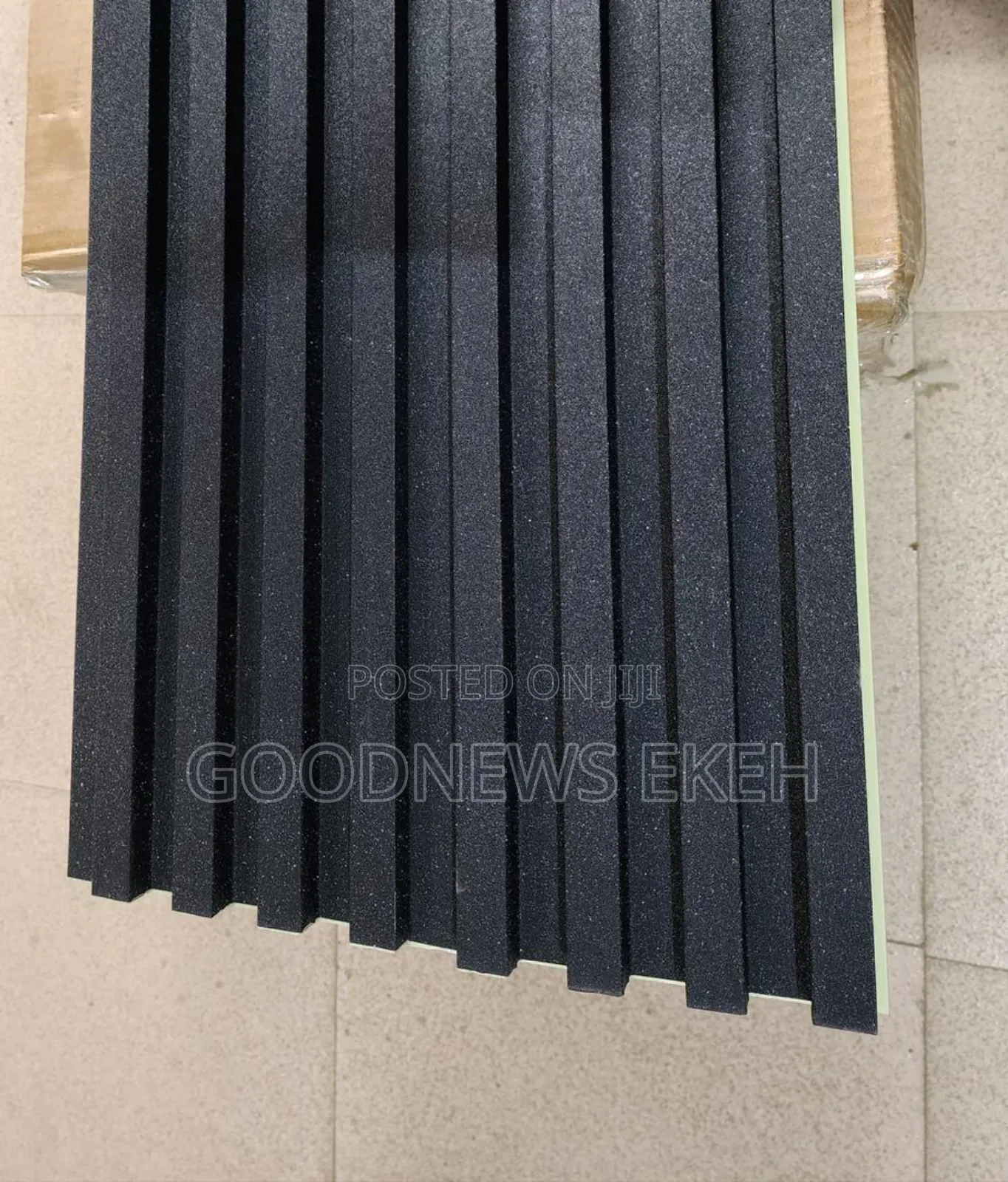 Fluted Panel Black