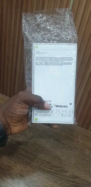 New Apple iPhone 13 128 GB Green