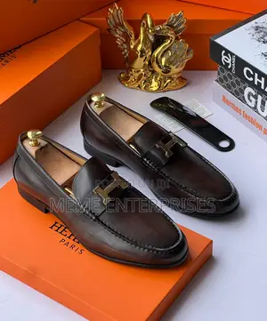 Italian Shoe (Cooperate) 