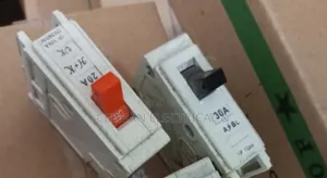 30 Amps Circuits Breakers