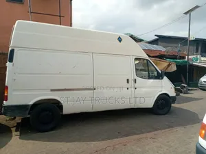 Ford Transit 2004 White