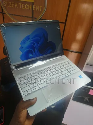 New Laptop HP 15S 8GB Intel Core I3 SSD 128GB