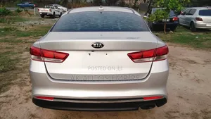 Kia Optima LX 4dr Sedan FWD (2.4L 4cyl 6M) 2017 Silver