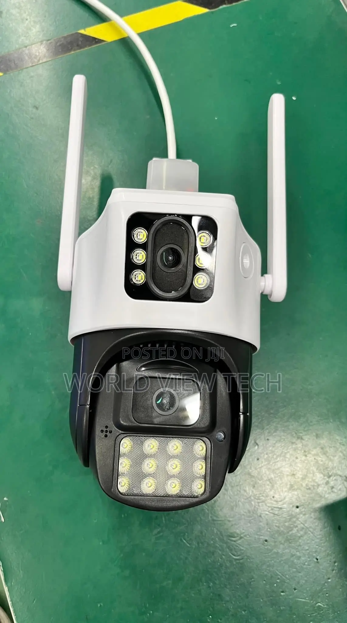 Dual Lens Solar PTZ Camera 4g With Light Powered