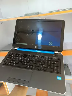 Photo - Laptop HP Pavilion 15 8GB Intel Core I3 HDD 500GB