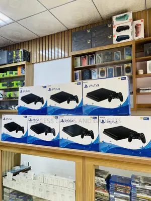 Ps4 Slim With Pad