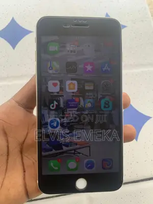Photo - Apple iPhone 6 Plus 64 GB Gold