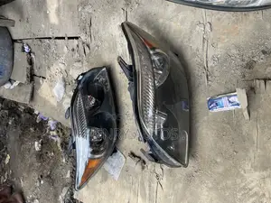 Set Headlamp Scion Tc 2005