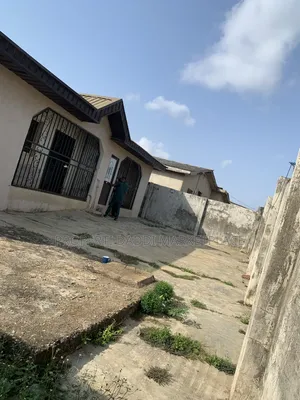 2bdrm Apartment in Ayobo for sale