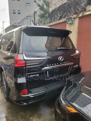 Lexus LX 570 AWD 2017 Black
