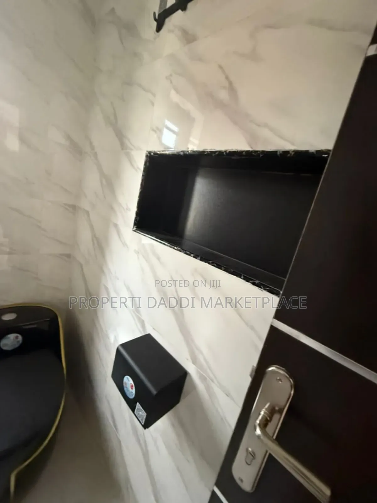 Furnished 4bdrm Duplex in Ipaja Road for sale