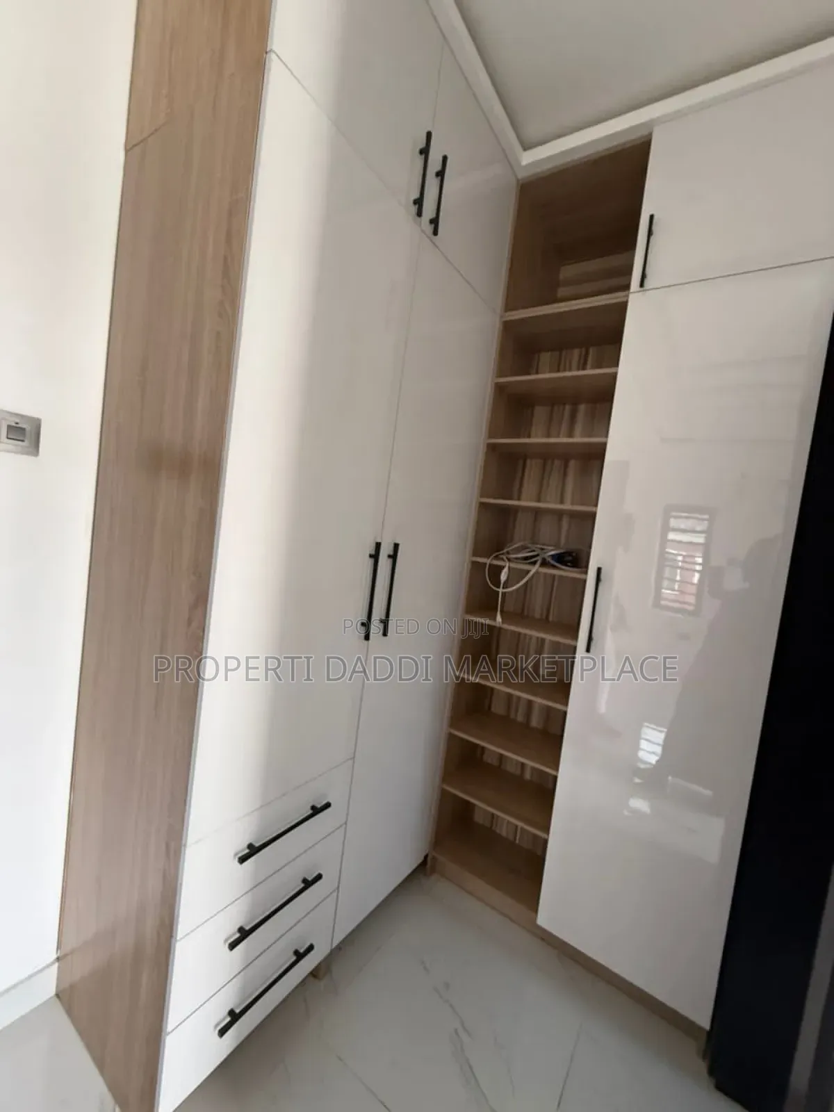 Furnished 4bdrm Duplex in Ipaja Road for sale
