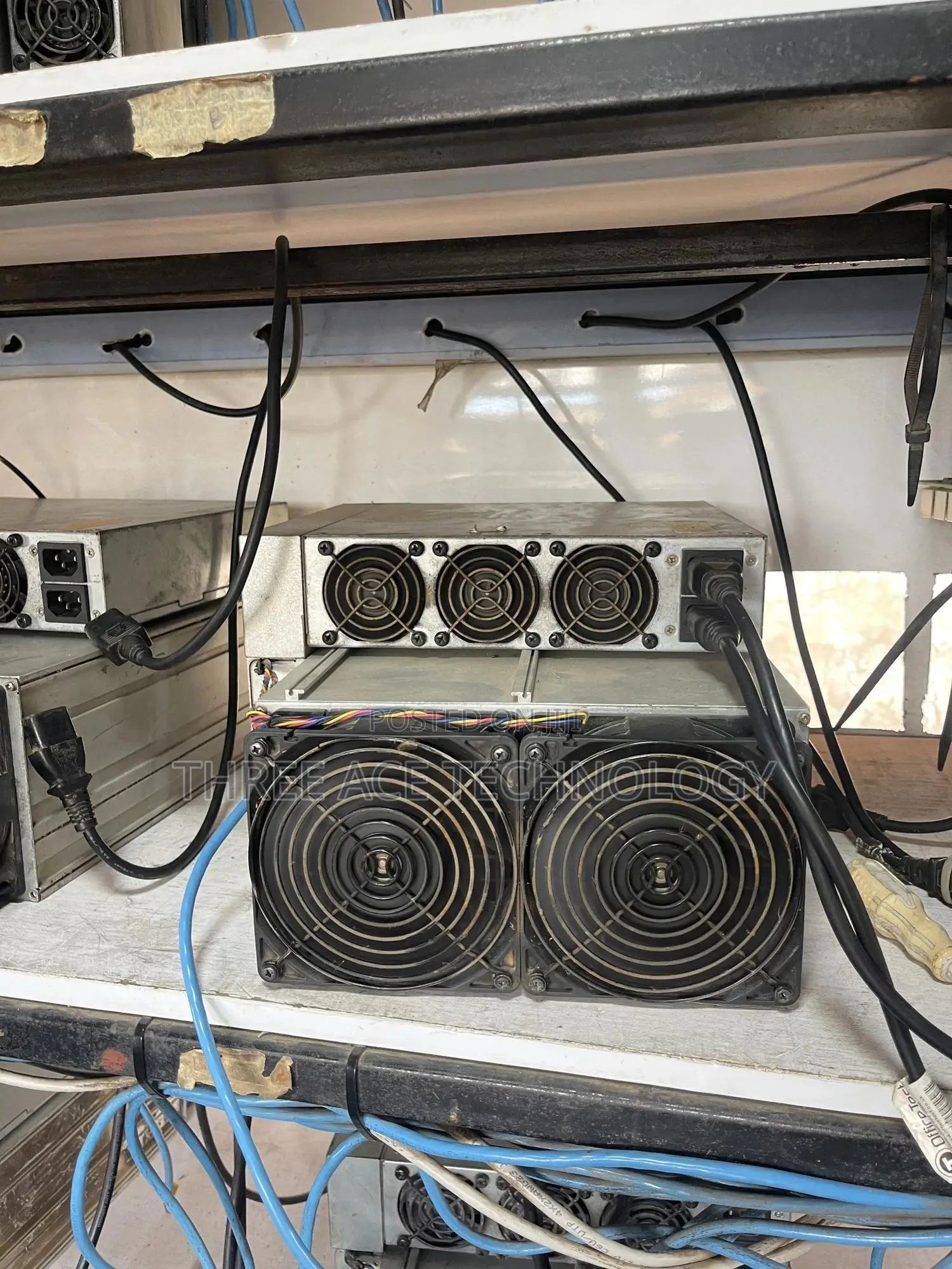 Bitmain Antminer S19