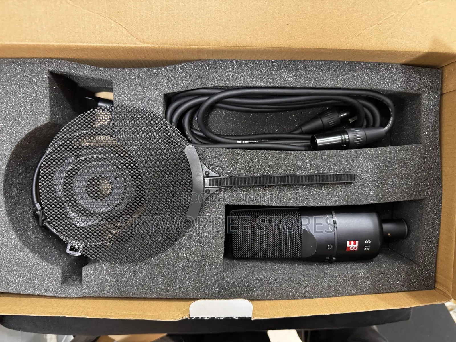 Se X1s Studio Condenser Microphone