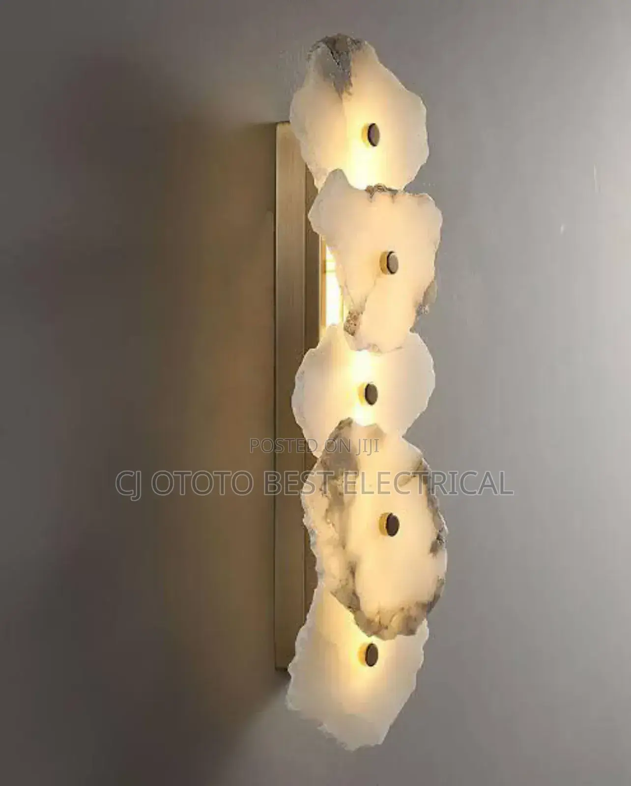Luxury or Nothing, Big Best Wall Light