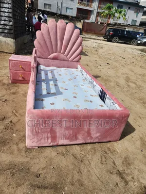 Quality 3by6 Padded Bed Stand.
