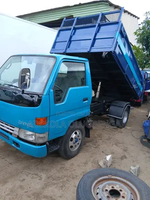 Photo - Toyota Dyna Tipper