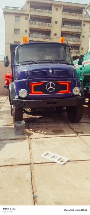 1513(15 Tonnes) Benz Tipper for Sale